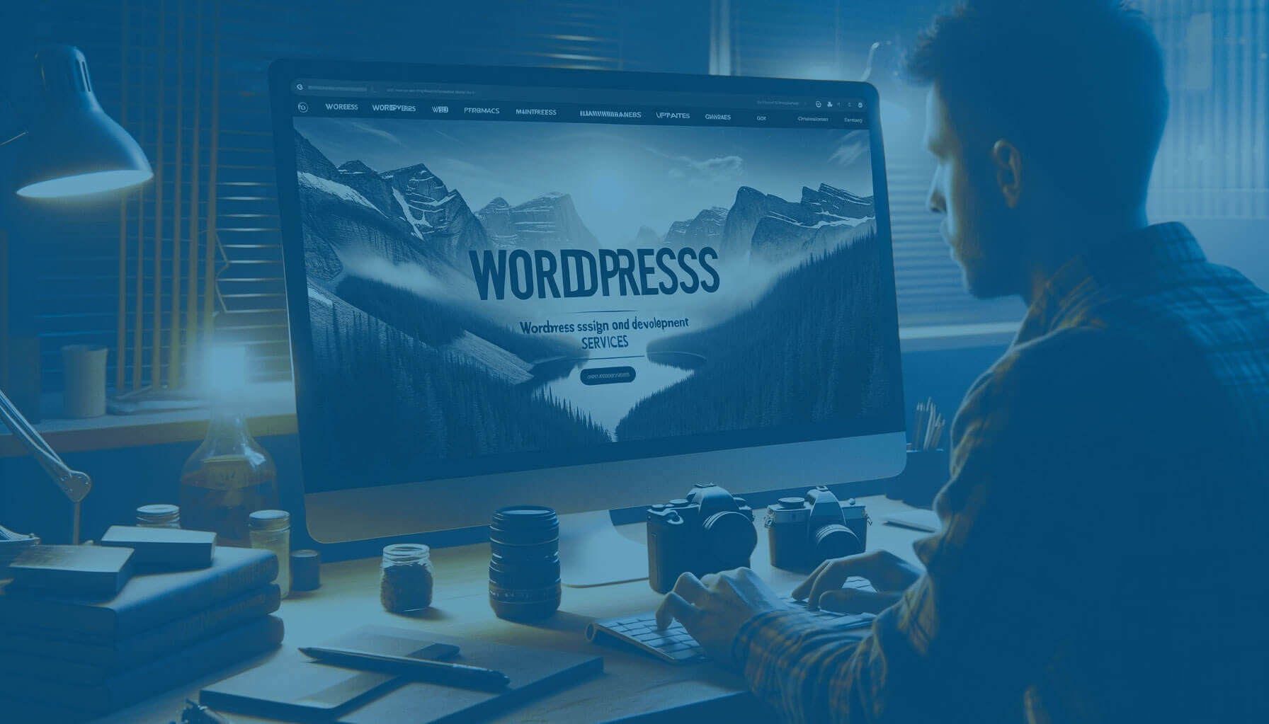 WordPress web tasarım ve geliştirme hizmetlerini temsil eden koyulaştırılmış arkaplan görseli, hero bölümü için ideal, metin okunabilirliğini artıran koyu tema.